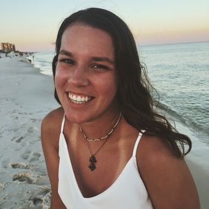 Meet your Posher, Haley